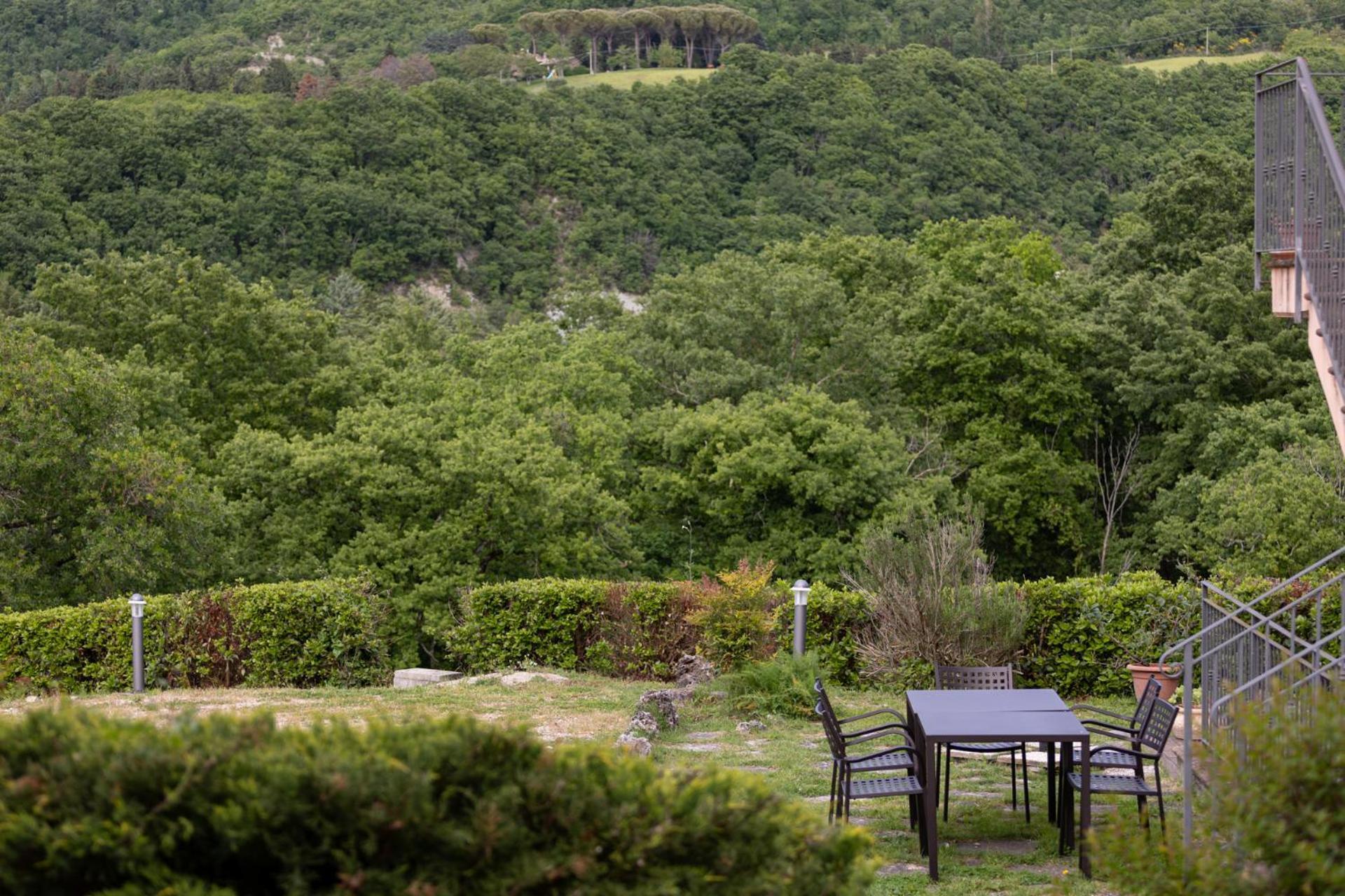 הוילה Piano Delle Pieve Relais Parco Del Subasio מראה חיצוני תמונה